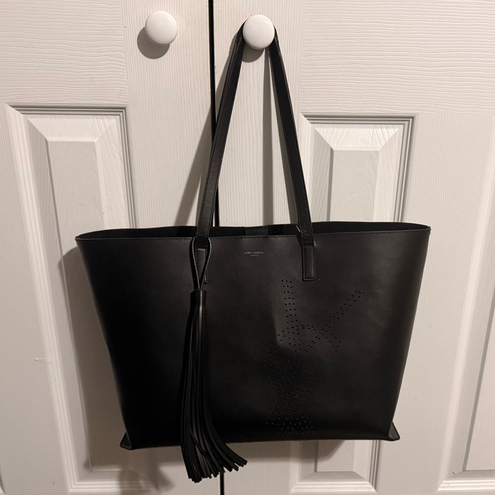 Black Tote Bag with Tassel